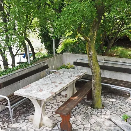 Apartmán Valentinovo - One Bedroom With Sea View A